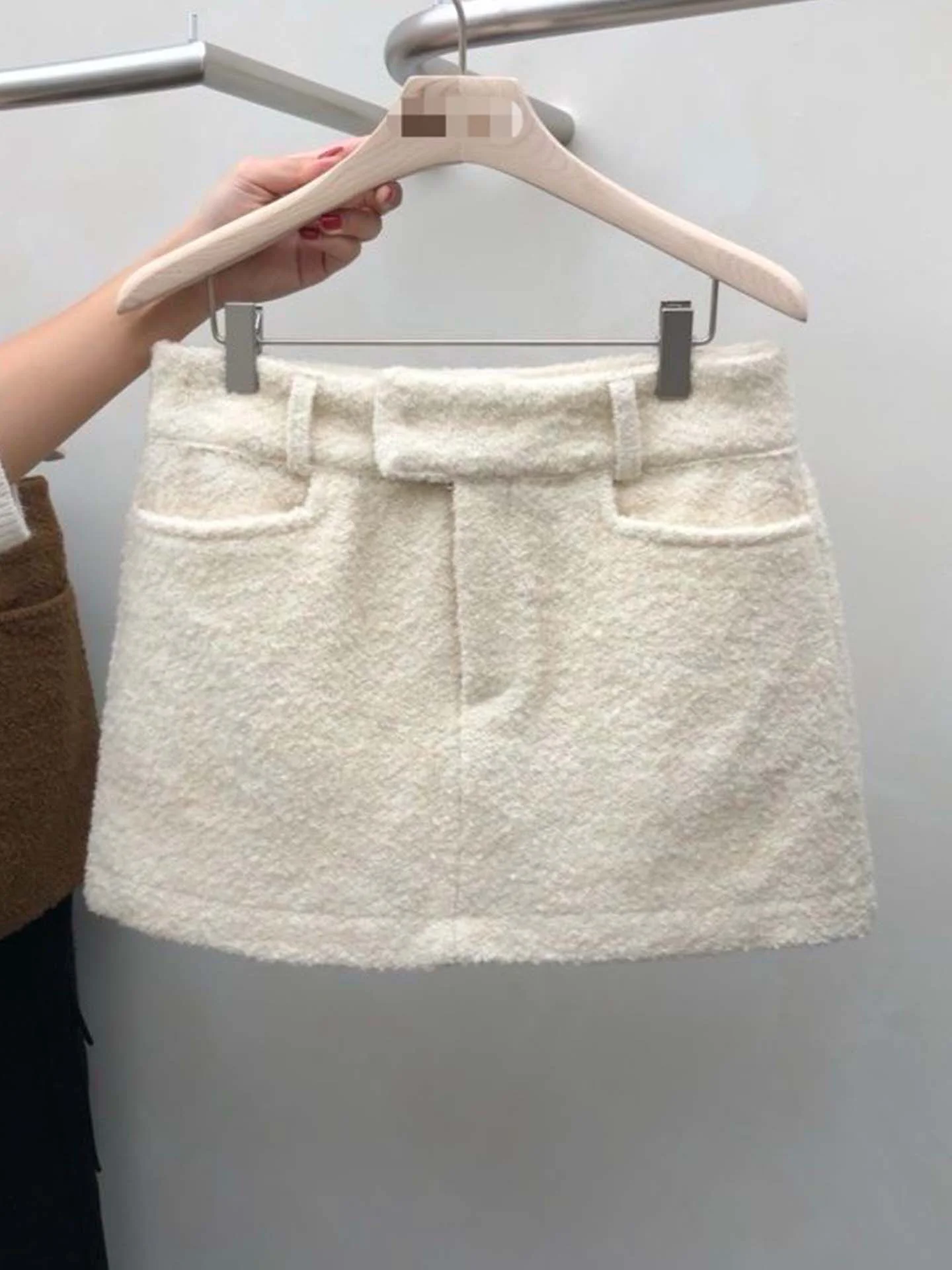 

Korean Sle High Waist Furry Skirt Women's White Spring New Faion Anti-Light ort Skirt Casual A-Line Skirt