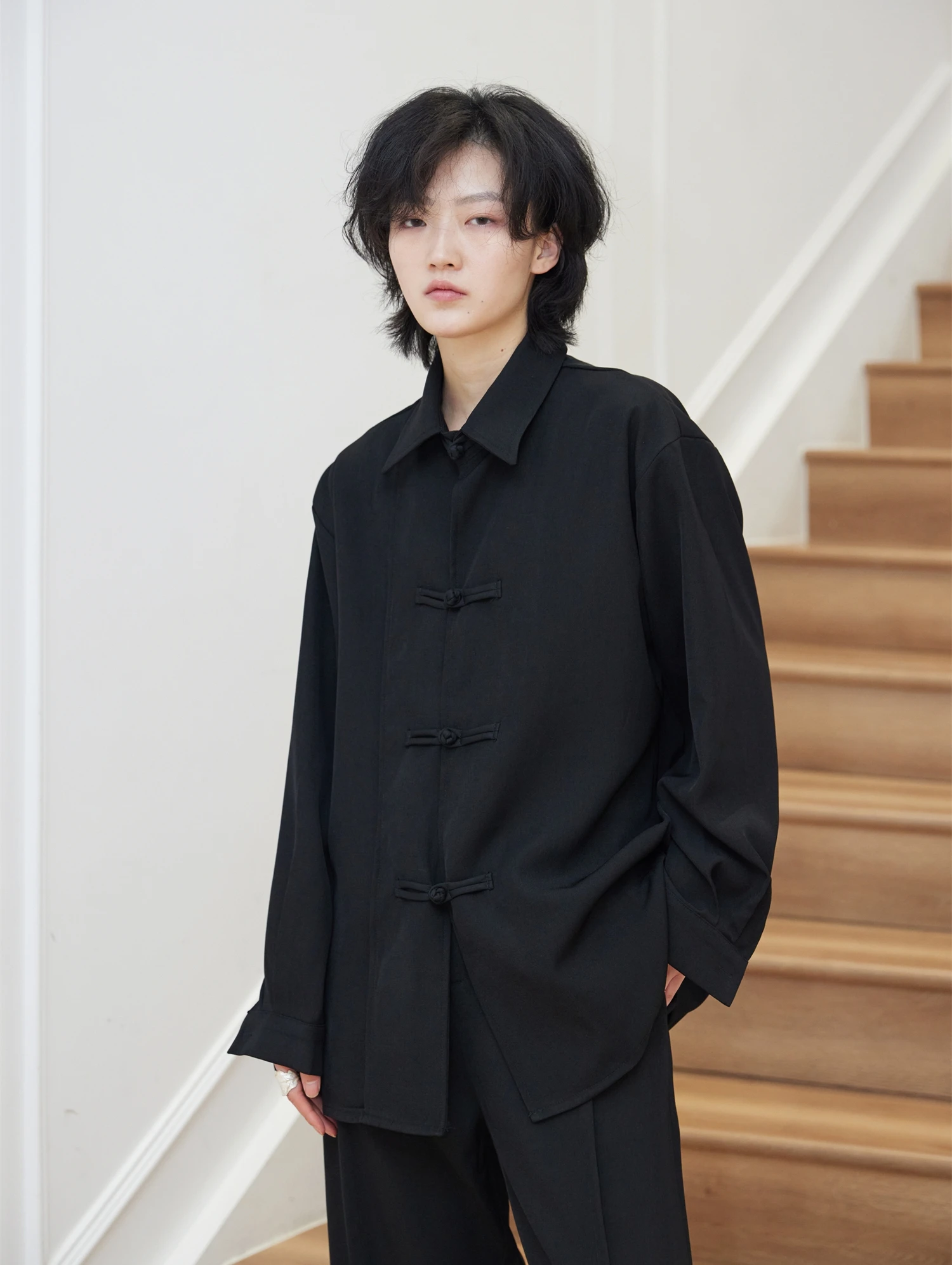 

Новая рубашка в китайском стиле SUNYVONNE, темная, с длинным рукавом, отложным воротником, на пуговицах, прямого кроя, для повседневной носки, однотонная