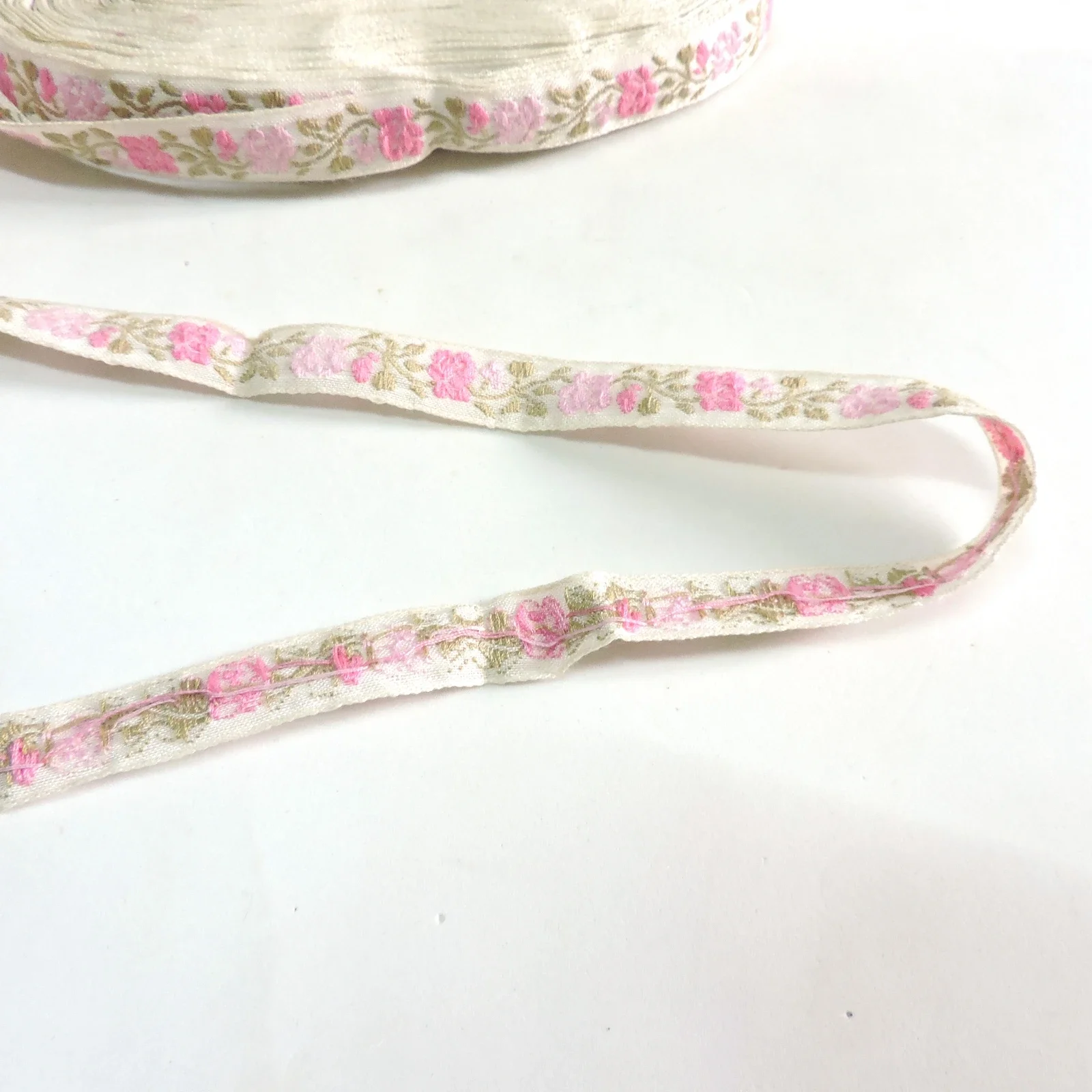 Nastro in cotone ricamato da 16 mm e 10 metri Nastro in poliestere con fiore di rosa artificiale per borsa, cintura, vestiti, scarpe, accessori