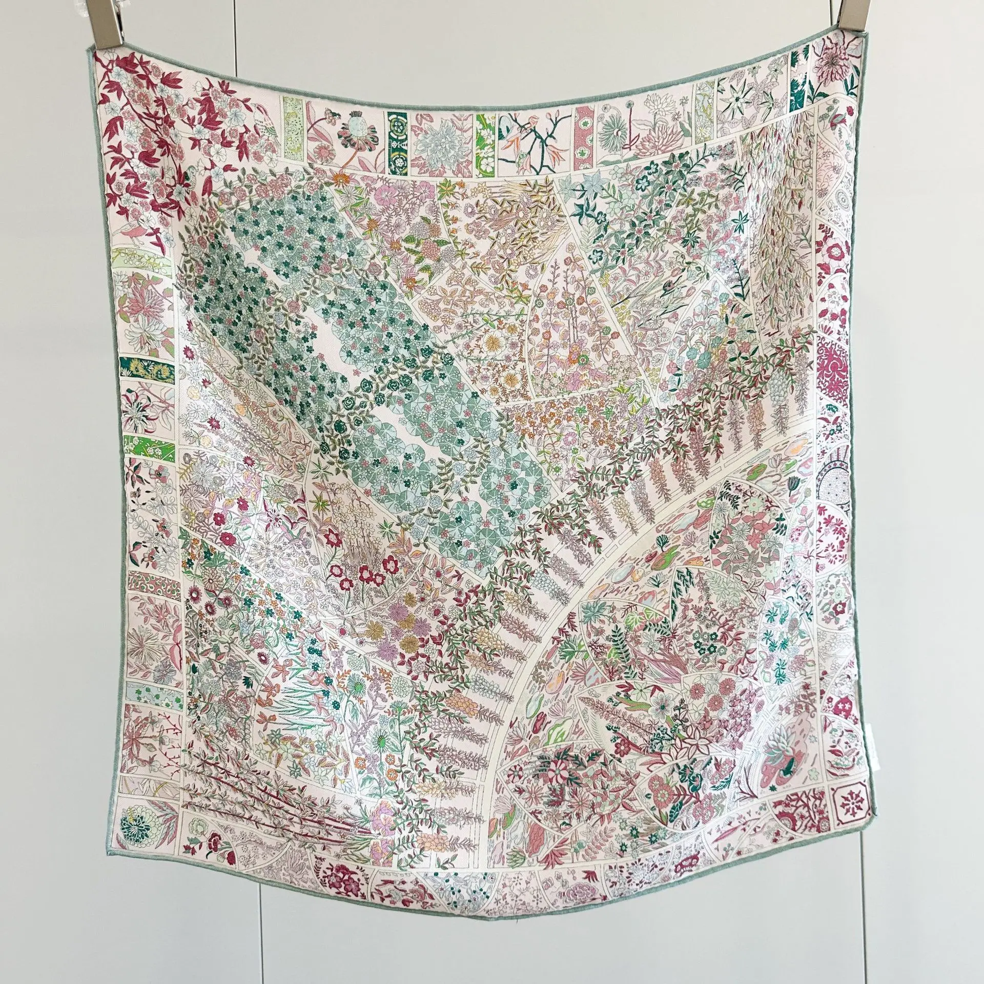 65x65cm Luxury 70% Wool 30% Silk Hair Scarf Women Elegant Designer Square Head Scarf Hair Bandana Neckerchief Neck Scarf Wrap