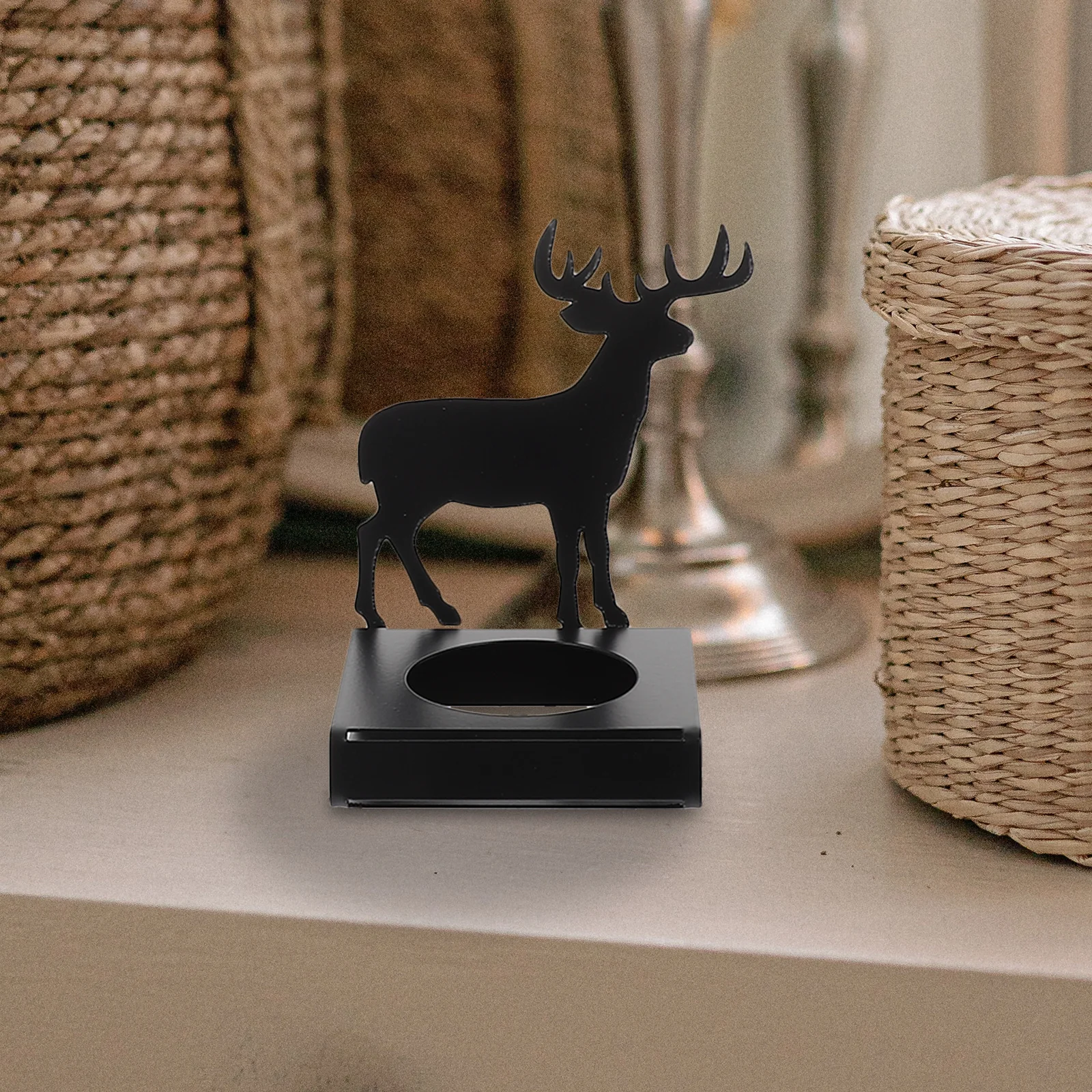 

4Pcs Christmas Elk Holder Exquisite Iron Material Tea Light Stand Xmas Centerpiece Decor Desktop Adornment