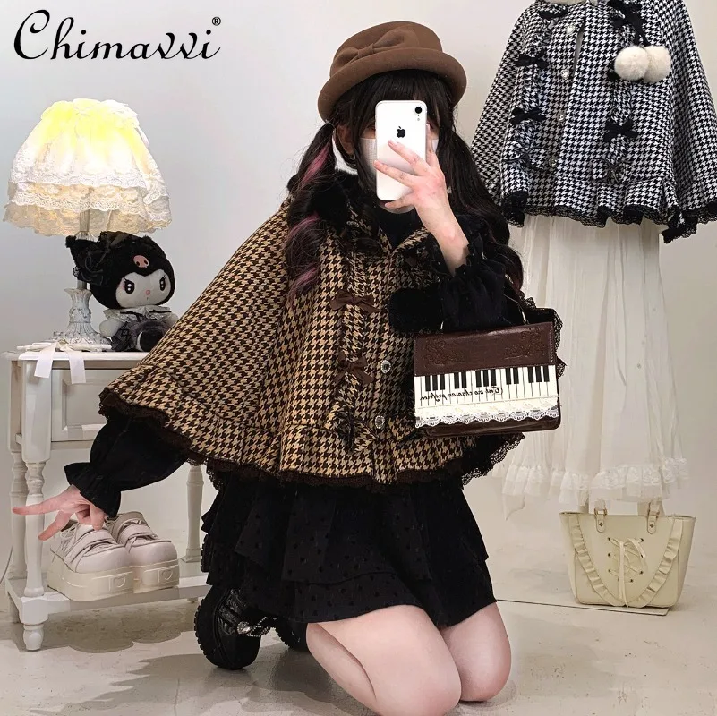 

Маленькая накидка с капюшоном и флисовой подкладкой в японском стиле для милых девочек, осень-зима, новинка Лолиты, свободный теплый плащ с бантом, пончо