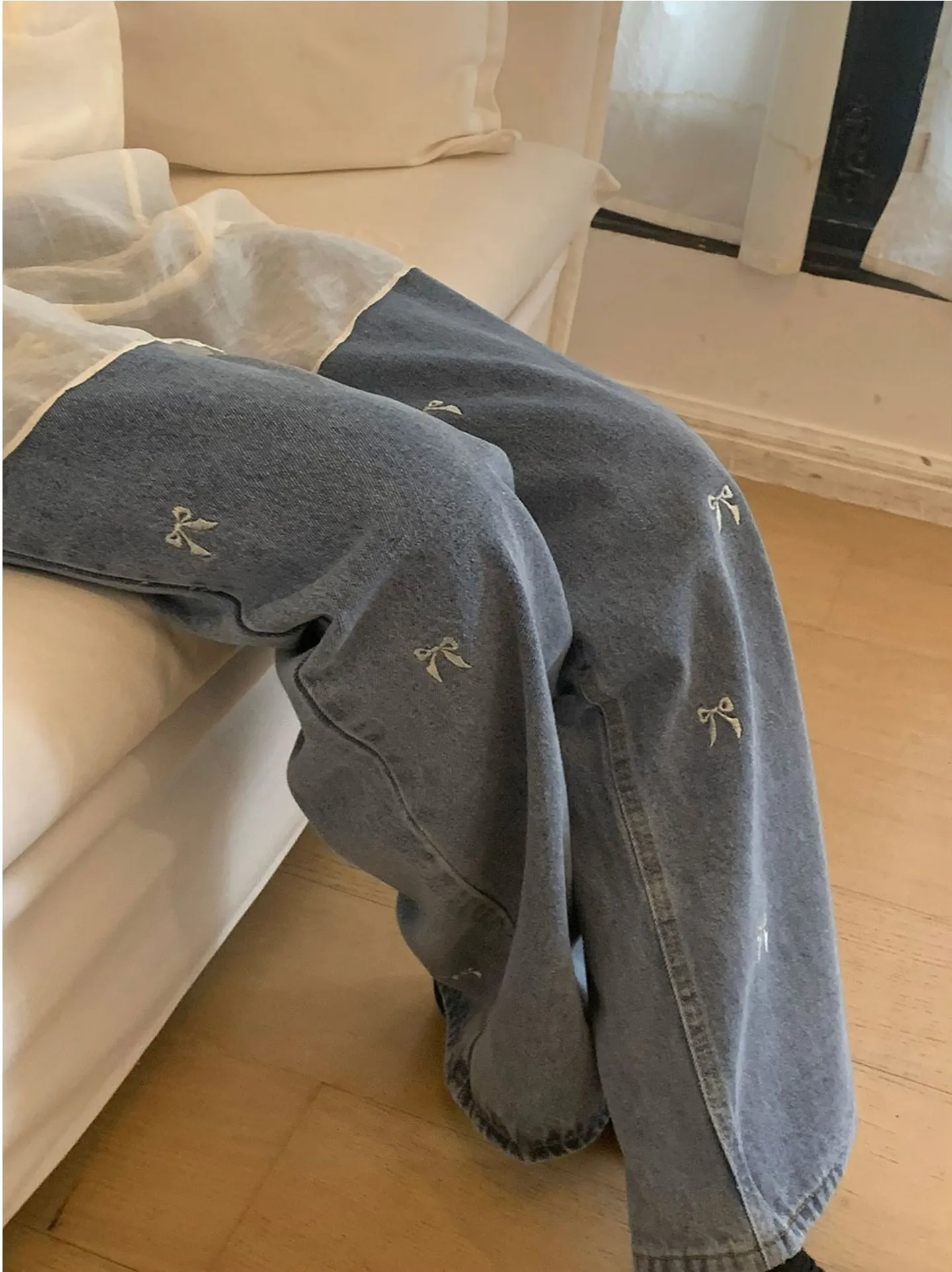 

Retro Korean Style Wide Leg Straight Jeans Loose Fit Knot Embroidery Washed Denim Pants Women's Commute Style