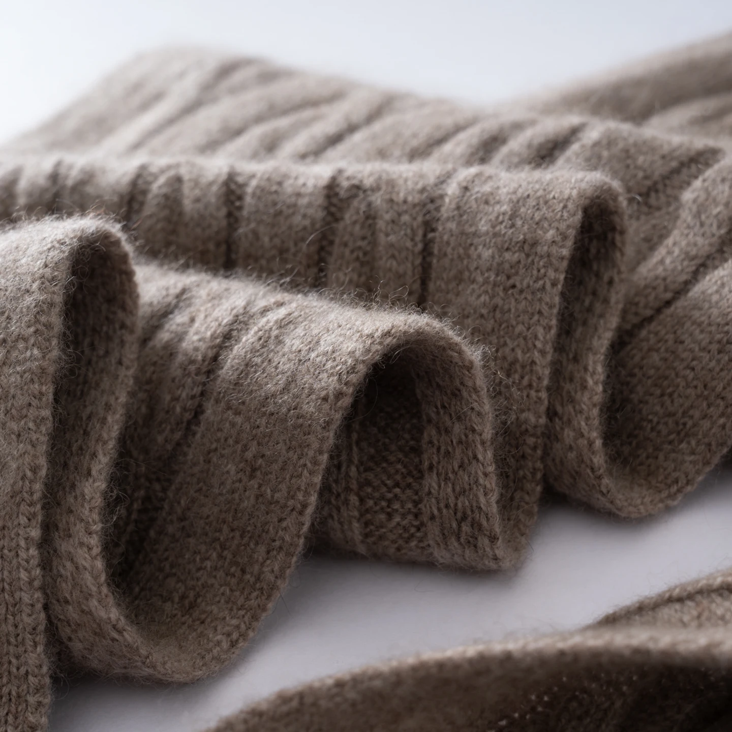 Autumn Winter Twisted Scarf Unisex Warm 100% Pure Goat Cashmere Knitted Neck Protector for Outdoor Cycling Neck Warmer Scarf