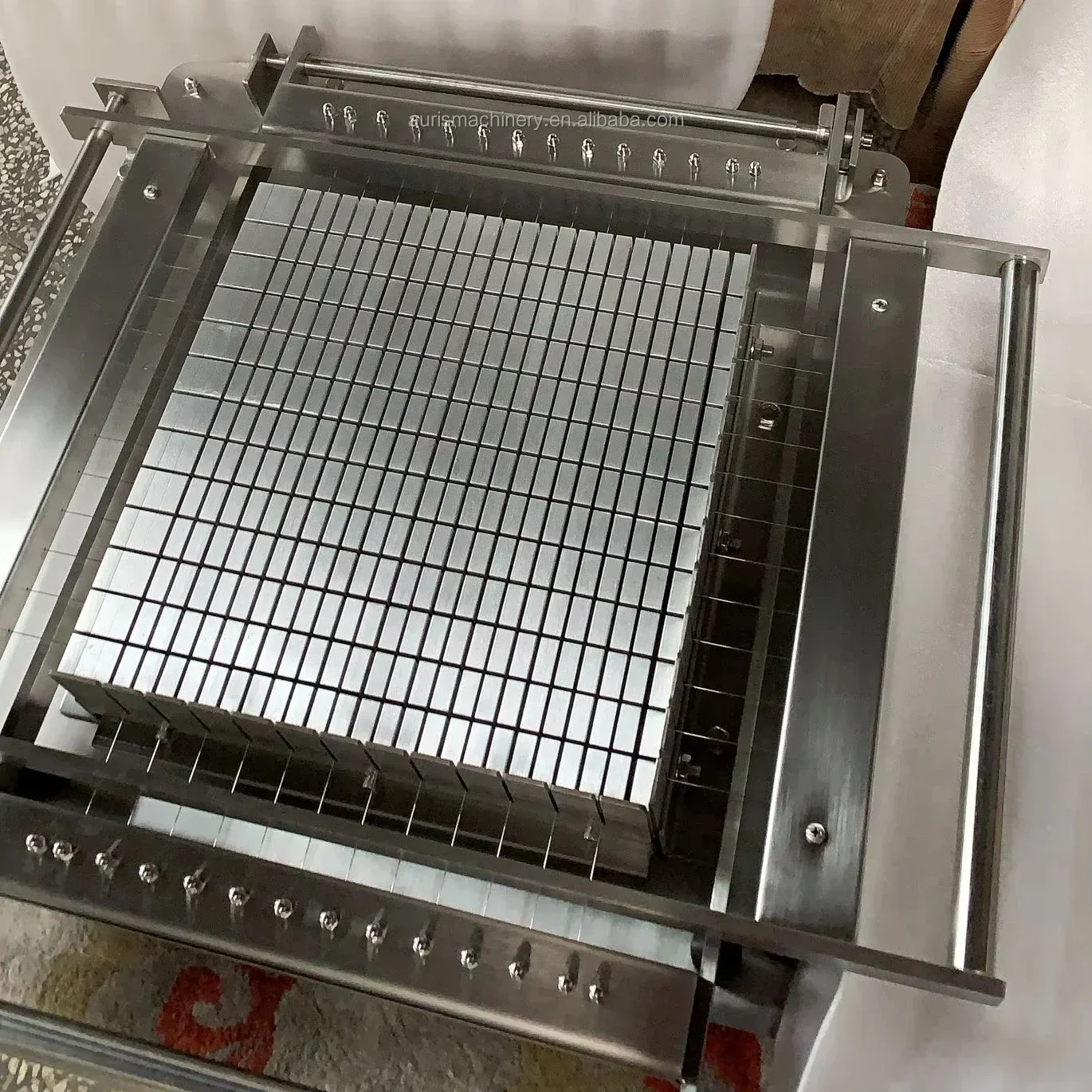 เครื่องตัดช็อกโกแลตแบบลวด สำหรับขนมหวาน ลูกอมเนื้อนิ่ม ตัดช็อกโกแลตเป็นก้อน รูปทรงกีตาร์