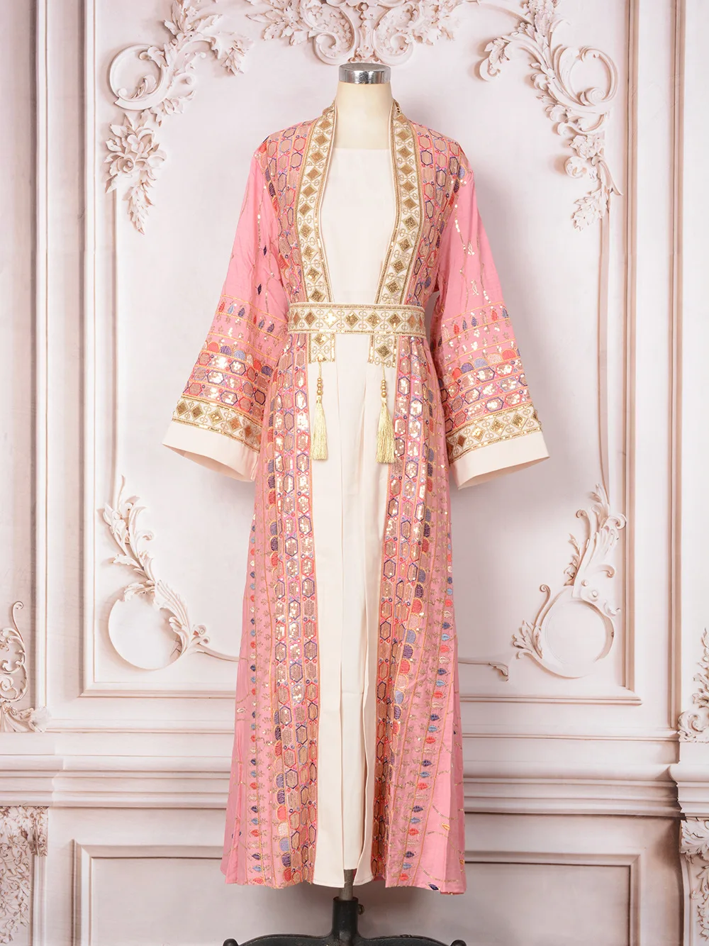 

Комплект из 2 предметов: Абайя для мусульманок 2026 года, с пайетками и кисточками, марокканский кафтан, нижнее платье, мусульманский костюм, кардиган, исламская одежда