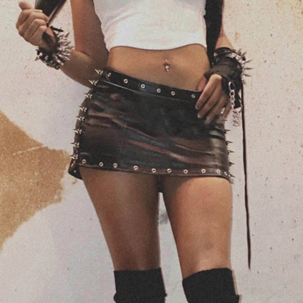 

Gothic-style American Hot Girl Fashion Rivet Leather Skirt - New Low-waist Pencil Skirt