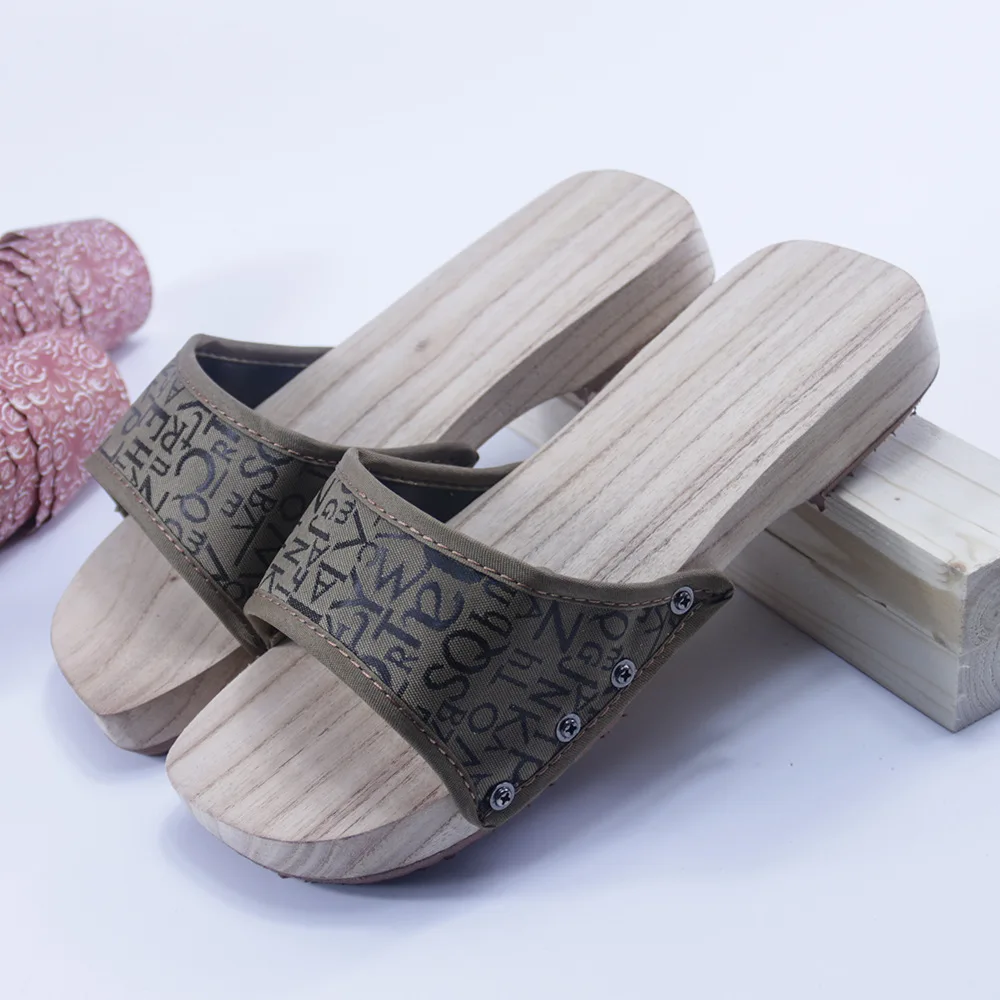 10Colors Japanese Anime Demon Slayer Cosplay Geta Kamado Tanjirou Wood Clogs Slippers For Men Women For Summer Sandals