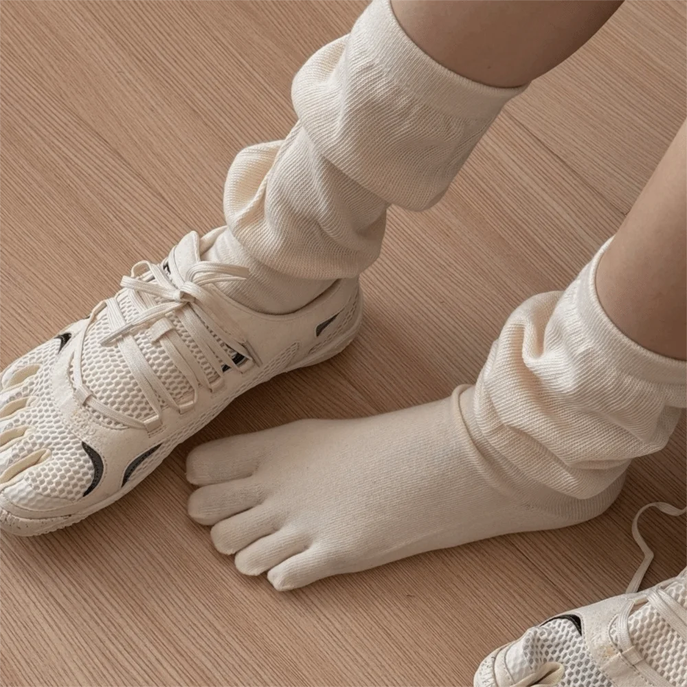 

Sweet Cotton Five Finger Socks Solid Color Wool Warm Split Toe Socks Middle Tube Breathable Five Toe Socks Girls