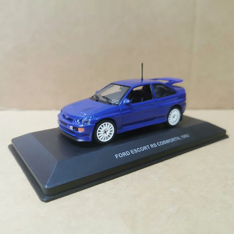 

SOLIDO масштаб 1:43, модель автомобиля FORD ESCORT RS 1992 из сплава, коллекционный сувенир