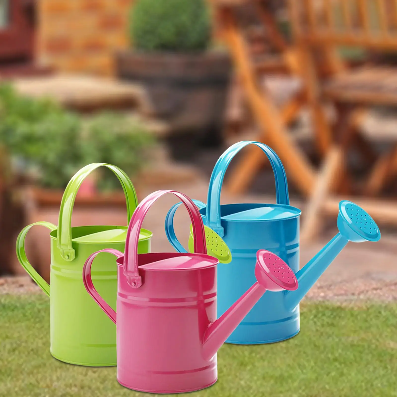 1.5L Iron Watering Can Garden Water Pot Flower Bed Ergonomic Handle Watering Pot with Sprinkler Head Farmhouse Garden Tool