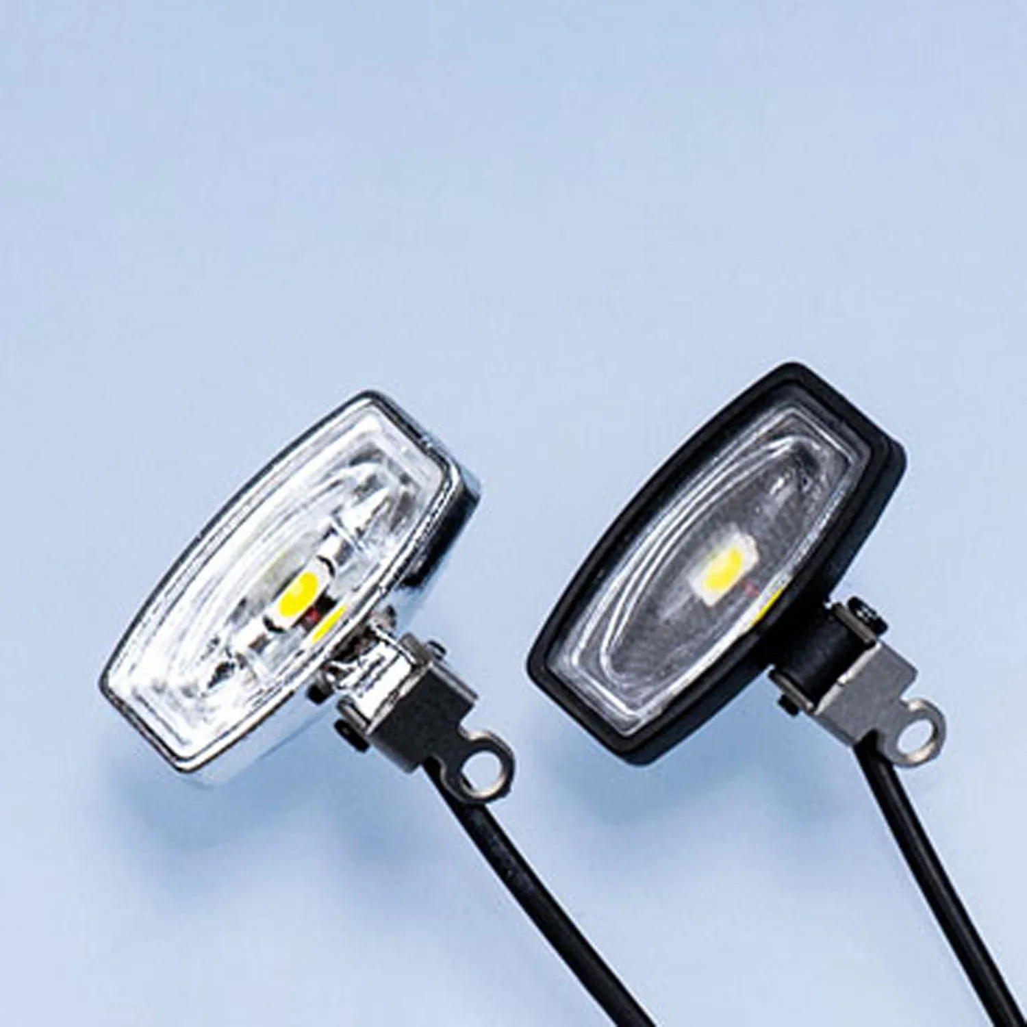 

1 Pair Plastic LED Spotlight 2.2V-3V Head Lamp for DIY 1/14 RC Tractor Truck Model Crawler Off Road Car Dumper Parts Toy