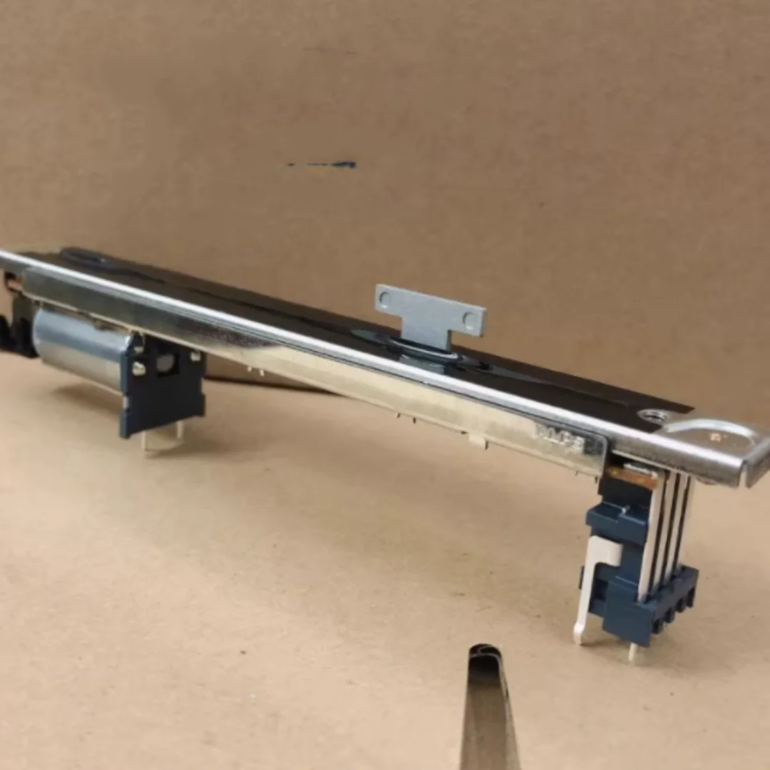 2 Stks/partij Elektrische Pusher Cnc Mixer Ls9 M7cl B 10K Rsa0n11m9a0j