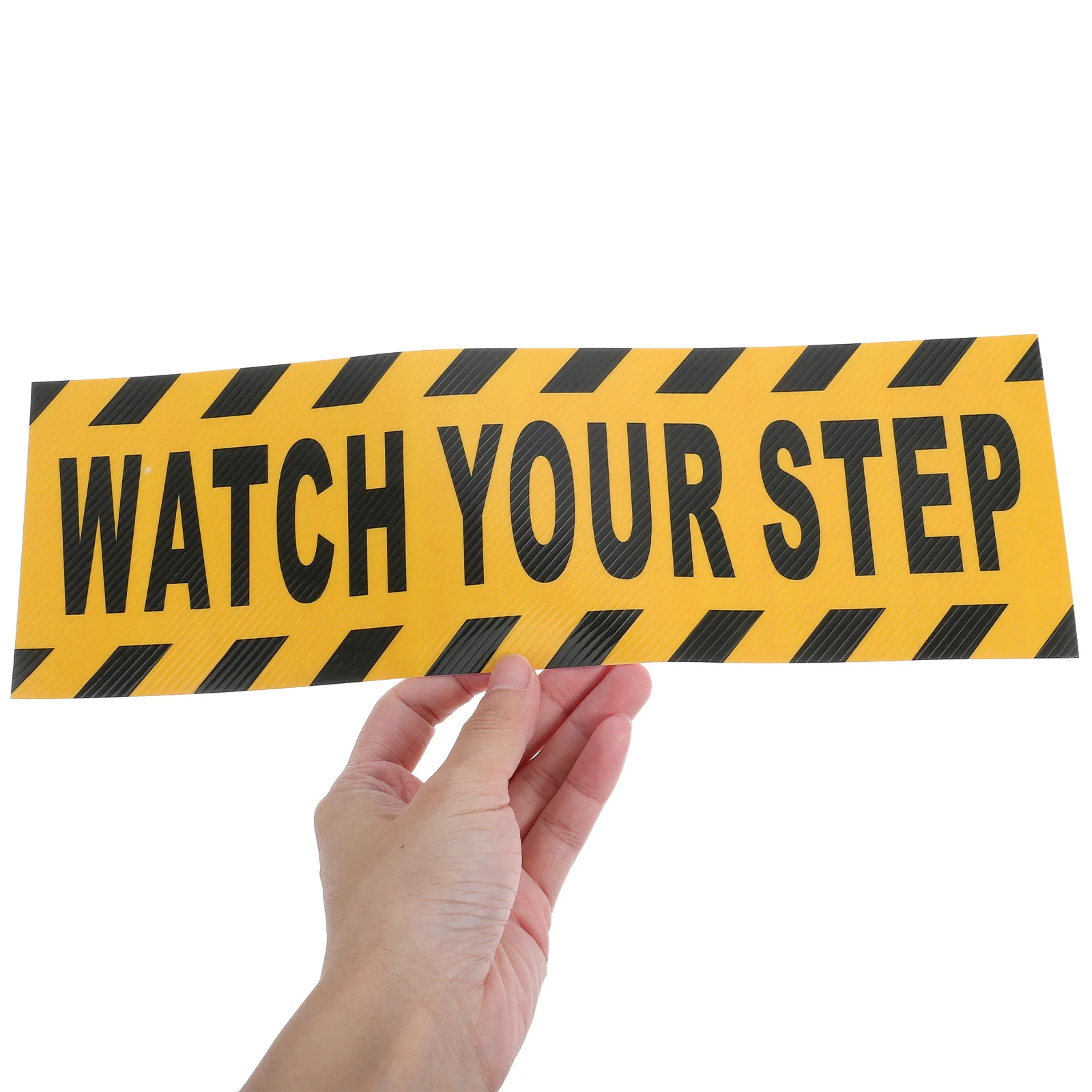 Рисунок 4 - черные, желтые противоскользящие наклейки на пол