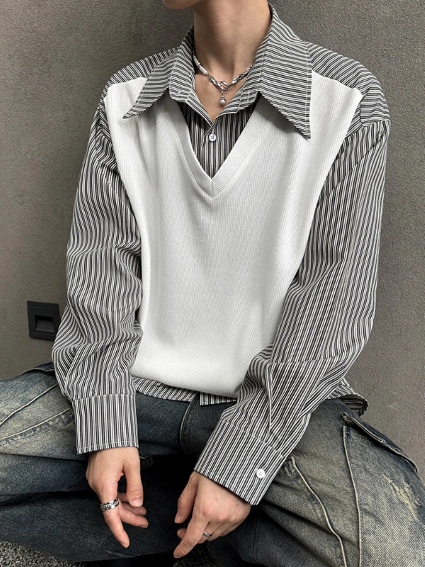 

Мужская рубашка с длинным рукавом в полоску и стиле пэчворк, имитация двухслойности, молодежная, в университетском стиле, осенняя, в американском винтажном стиле