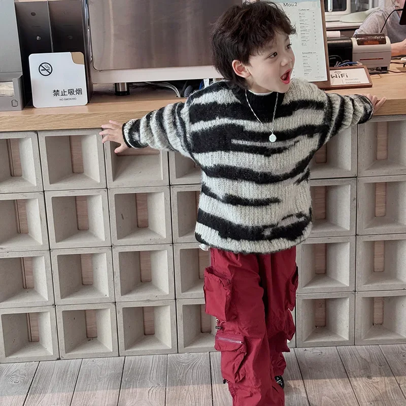 

2025 Children's Spring and Autumn Clothes for Boys Sweaters Striped Knitted Fashion Sweaters New Styles