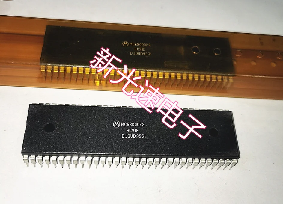 Mxy New original authentic MC68000P8 MC68000P12 MC68000P10 MC68000 DIP64 8-/16-/32-Bit Microprocessors User Manual 1PCS