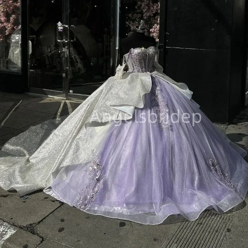 Angelsbide Lilac quinnceanera ชุดชุดไปงานเต้นรำผ้าตาข่ายแวววาวประดับด้วยลูกปัดสายรัดสปาเก็ตตี้16ชุดเดรสหวาน