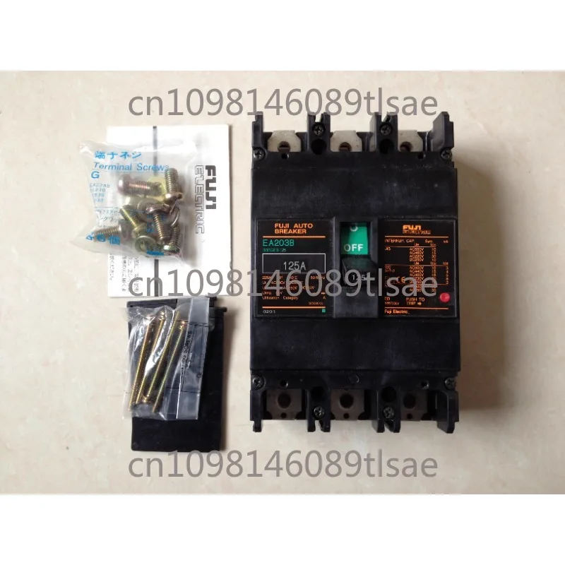 

EA203B 3P 125A air switch