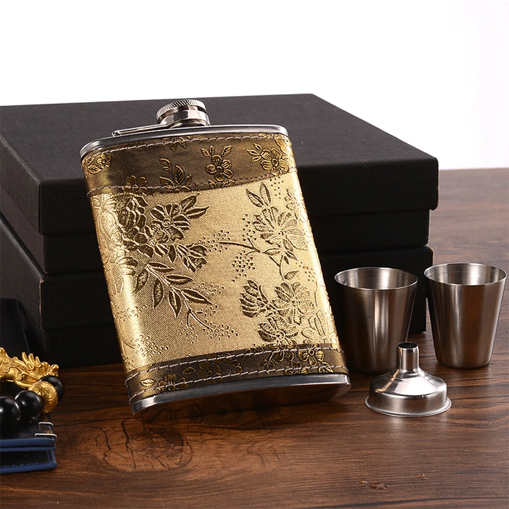 

Portable Flask Stainless Steel Leak Proof Whiskey Bottle For Hiking Travel Outdoor Pocket Flask Men Women Gift Golden Black