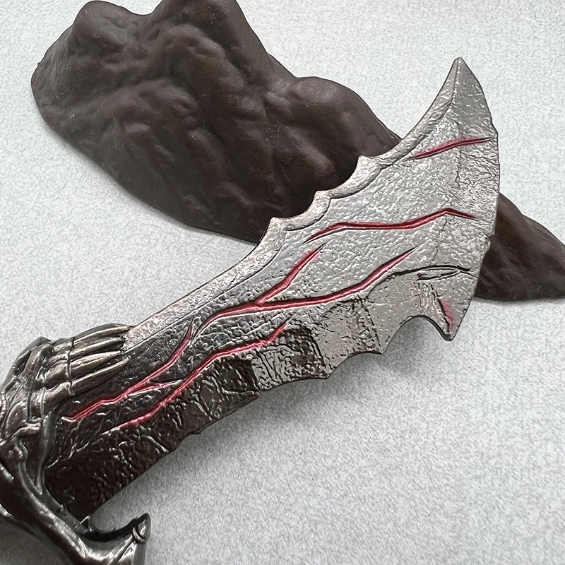13 cm God of War-Spiel-Replik Blades of Chaos Metallwaffenmodell Kratos Actionfigur Zubehör Sammlerstück Dekoration Geschenk Spielzeug Dropshipping Großhandel Heißer Verkauf Geschenke Neuankömmling Geschenk Kostenloser – Detail 4