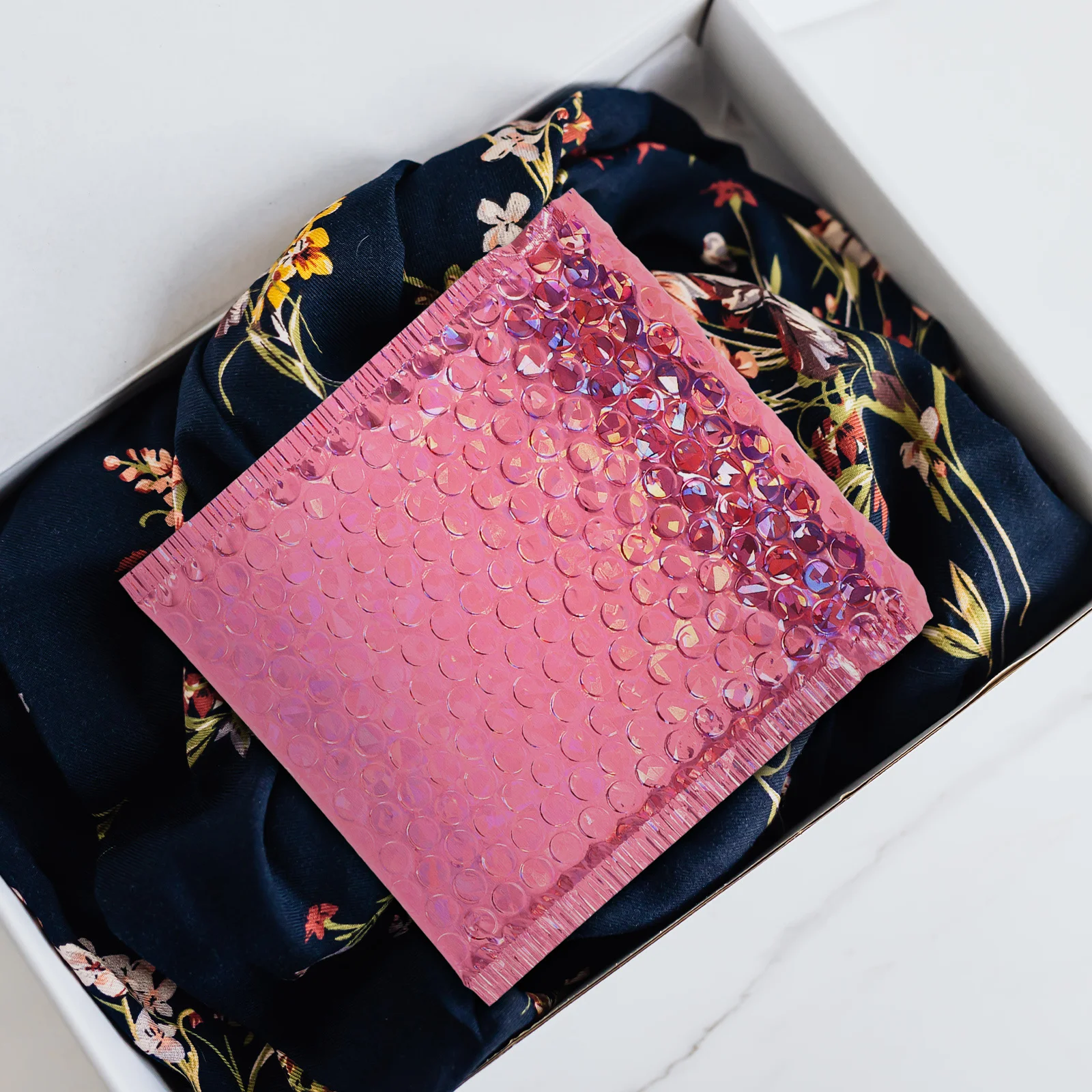 

20Pcs Self-Adhesive Bubble Mailers Shipping Bags for Clothing Waterproof Small Package Bags 6x10 Bubble Mailers