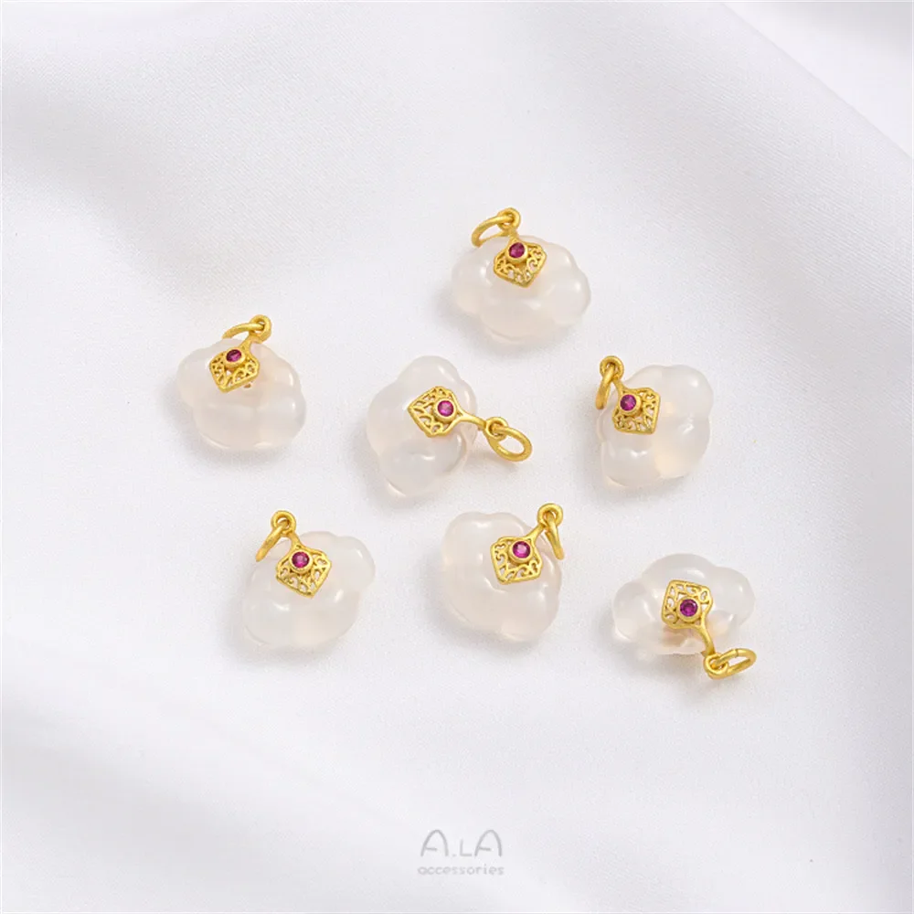 

Natural White Agate Carved Peach Heart Carp Little Fish Cute Rabbit Bamboo Knot Charms Pendant Rice Beads Diy Accessories