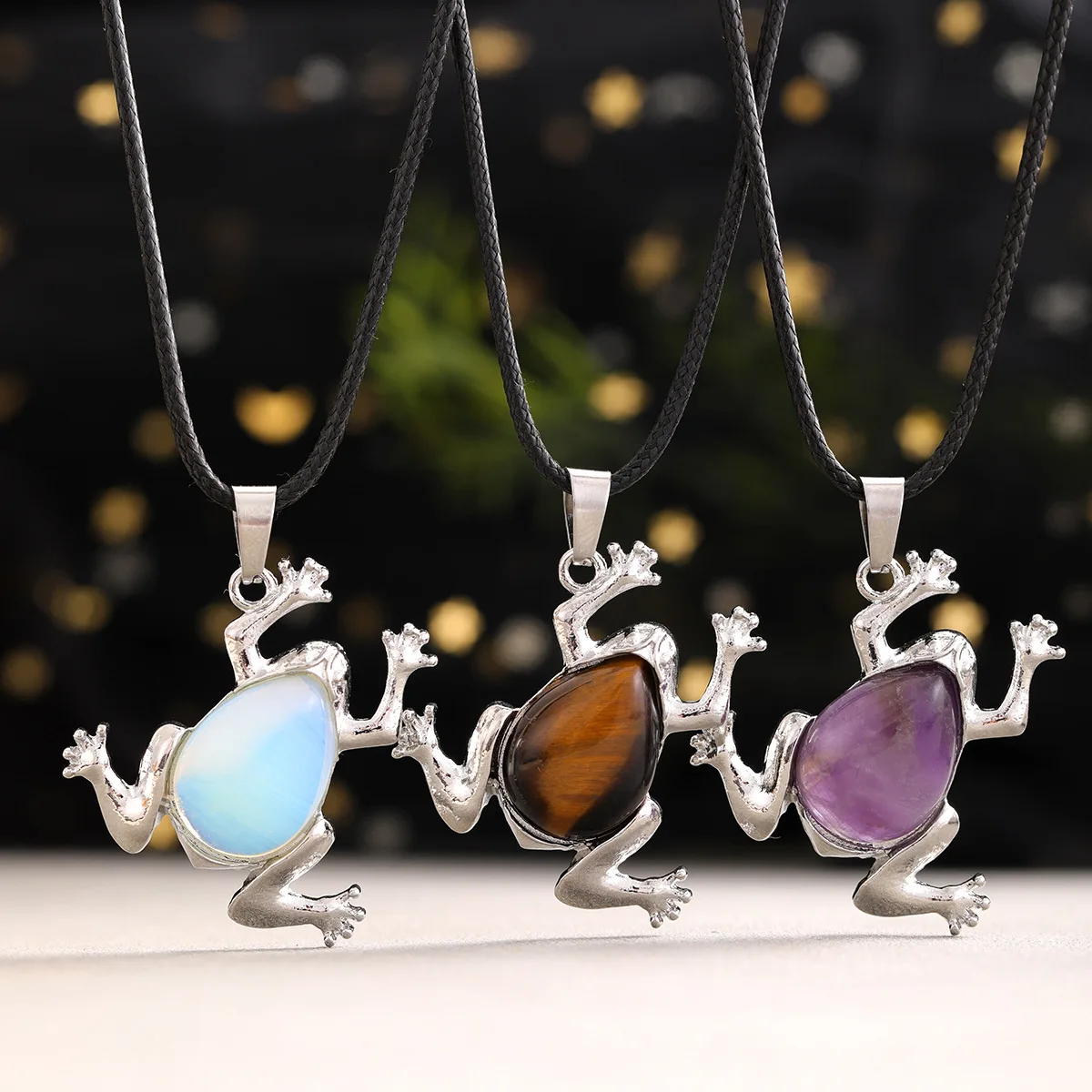 Frog Shape Natural Stone Pendants, Cute Gemstone Necklaces for Women