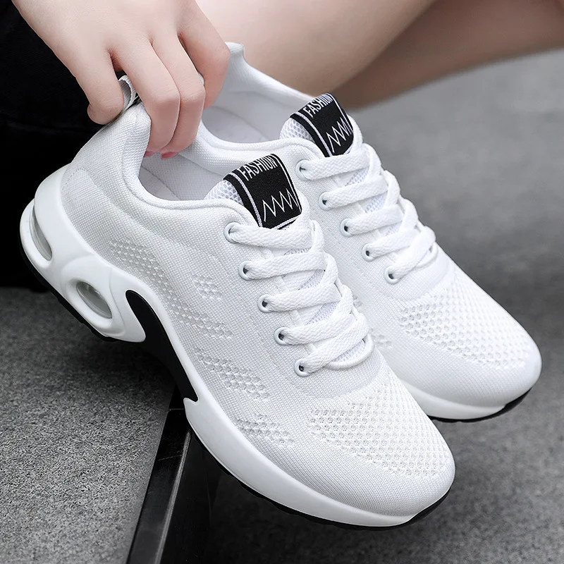 Women Running Shoes Breathable Mesh Outdoor Light Weight Sports Shoes Casual Walking Sneakers Lace-up Women Sneaker