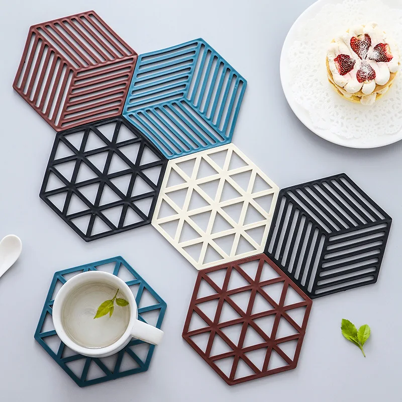 

3 pcs Kitchen Home Hexagon Heat Resistance Hollow Geometric Drink Holder Trivet Mats Cup Pad Coaster Placemat