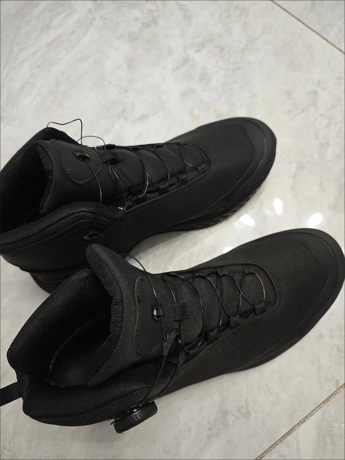 Original Brand Hiking Shoes Comfortable Sport Shoes Good Quality Climbing Shoes For Men Wearable Rock Climbing Shoe For Men