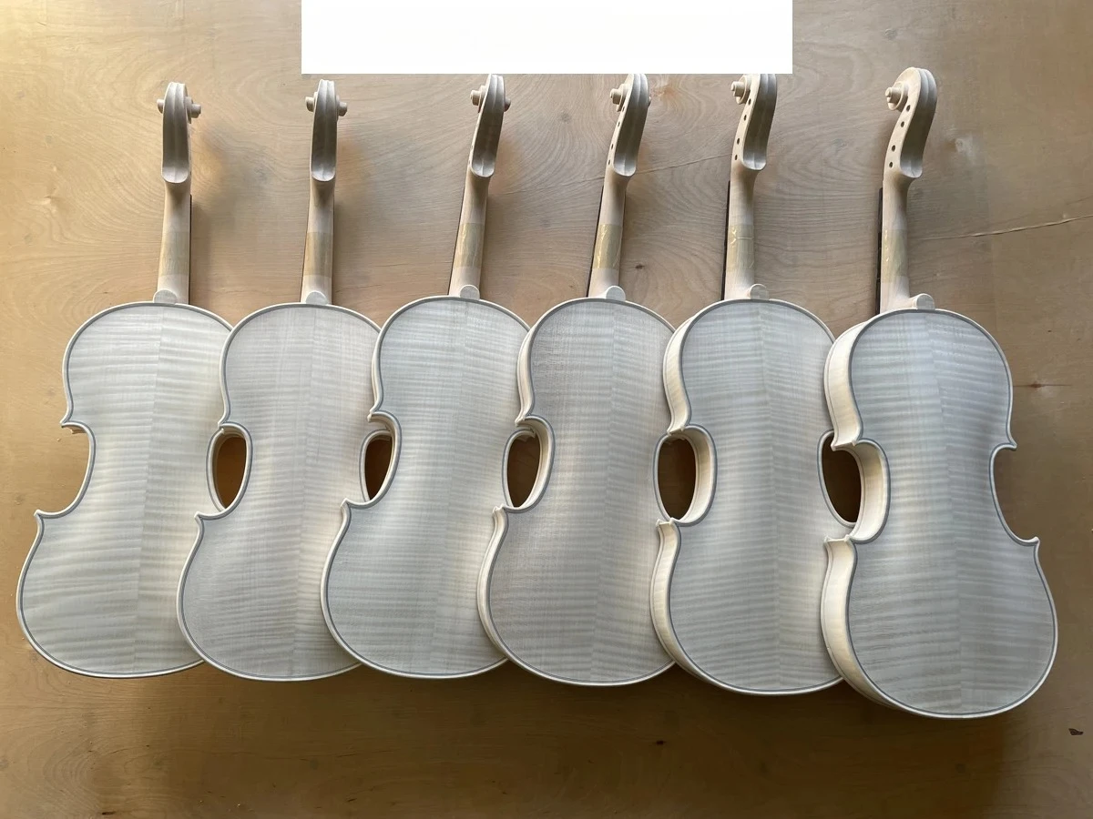 

Imported European high-grade handmade violin white stubble 4/4 white billet piano, tiger pattern maple work in progress