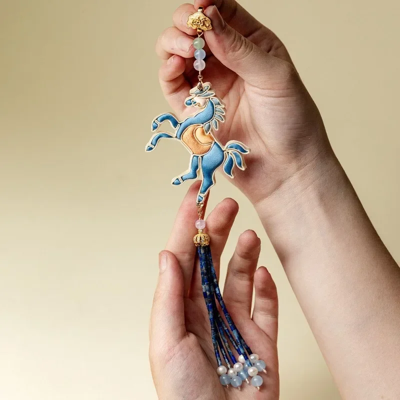 New Chinese style clothing, exquisite brooch, enamel horse chest pendant, Duobao tassel light luxury placket