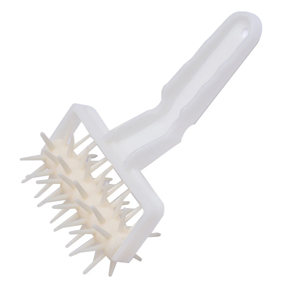 

Pizza Dough Docker Roller Hole Puncher for Cake Pastry Prep Tool Lightweight PP Material Wall Hangable Kitchen Baker Utility