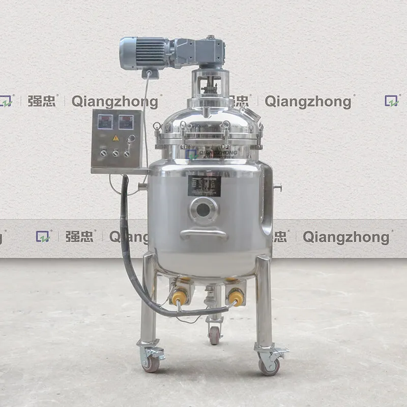 خزان خلط التدفئة الكهربائية المنظفات مع Agitator1000 لتر 600 لتر من الفولاذ المقاوم للصدأ 3 طبقات صابون شامبو سائل مغلف