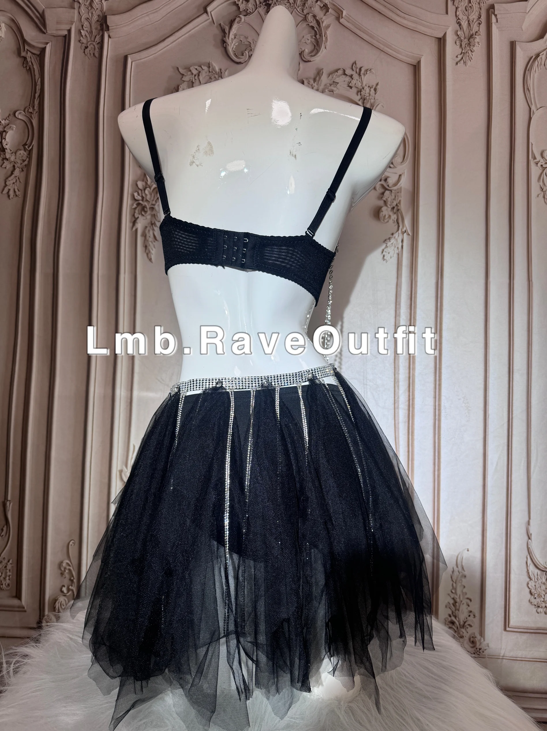 Kostium z dżetów, łańcuszków, bikini, tiulowej spódniczki, seksowny strój do baru, klubu nocnego, na pole dance, błyszczący strój sceniczny dla DJ-a, tancerki, na występy.