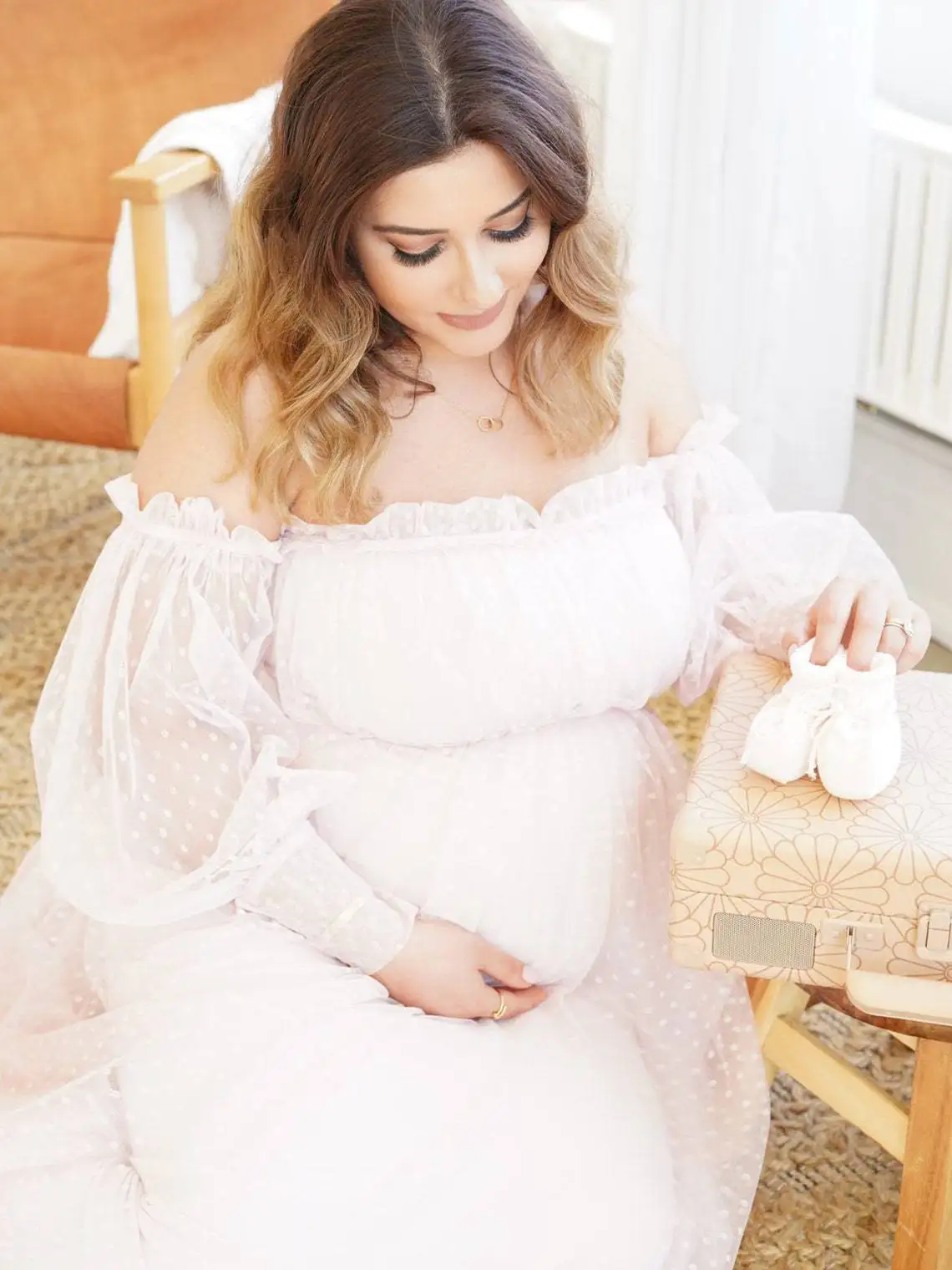 Maternity Polka Dot Mesh Wedding  Dresses Photography Robes Off Shoulder Sweetheart Tulle Pregnant Photo Shoot Long Sleeves