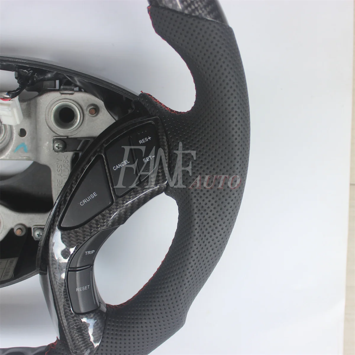 Replacement Real Carbon Fiber Steering Wheel with Leather for Hyundai Elantra 2012-2015