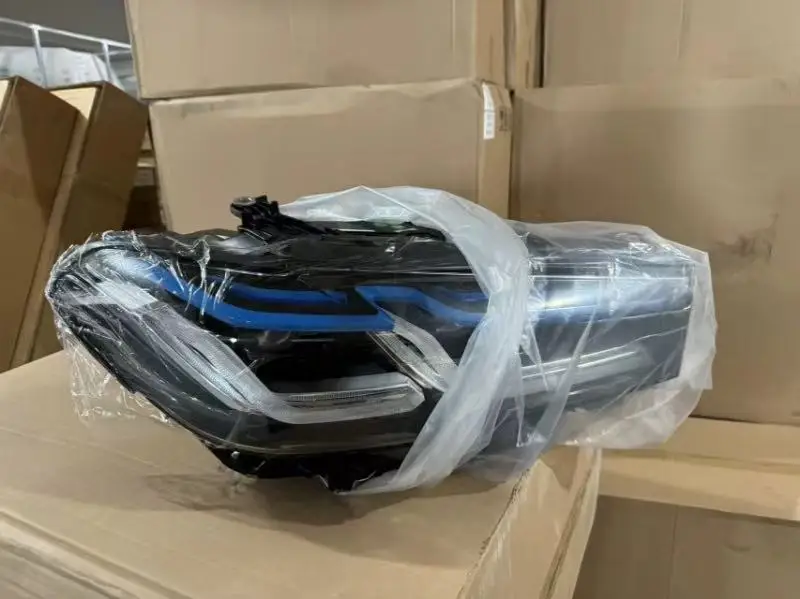 

High quality LED headlights, suitable for G30 2021. G30 blue eyebrow headlights, golden angel eyes.