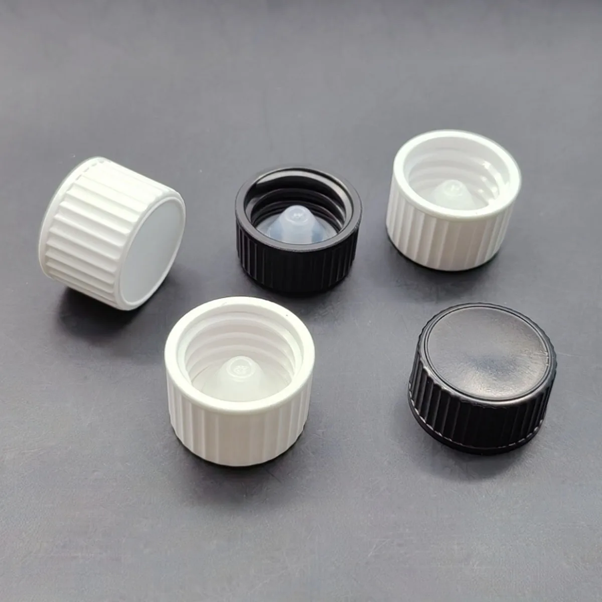 5/10/15/20/30/50/100ml Clear  Dram Glass Bottle with Screw Cone Caps with Cone liner polycone Black / White cap