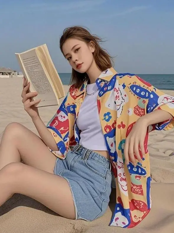 

Summer 2026 Loose Casual Women's Short Sleeve Shirt Cartoon Print Design Sensation Small Audience Top Korean Style Commute Wind