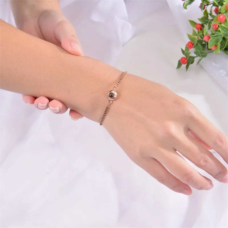 Personalisiertes Foto-Armband mit Bild im Inneren, 100 Sprachen 'Ich Liebe Dich' Projektions-Armband aus Edelstahl – Detail 19