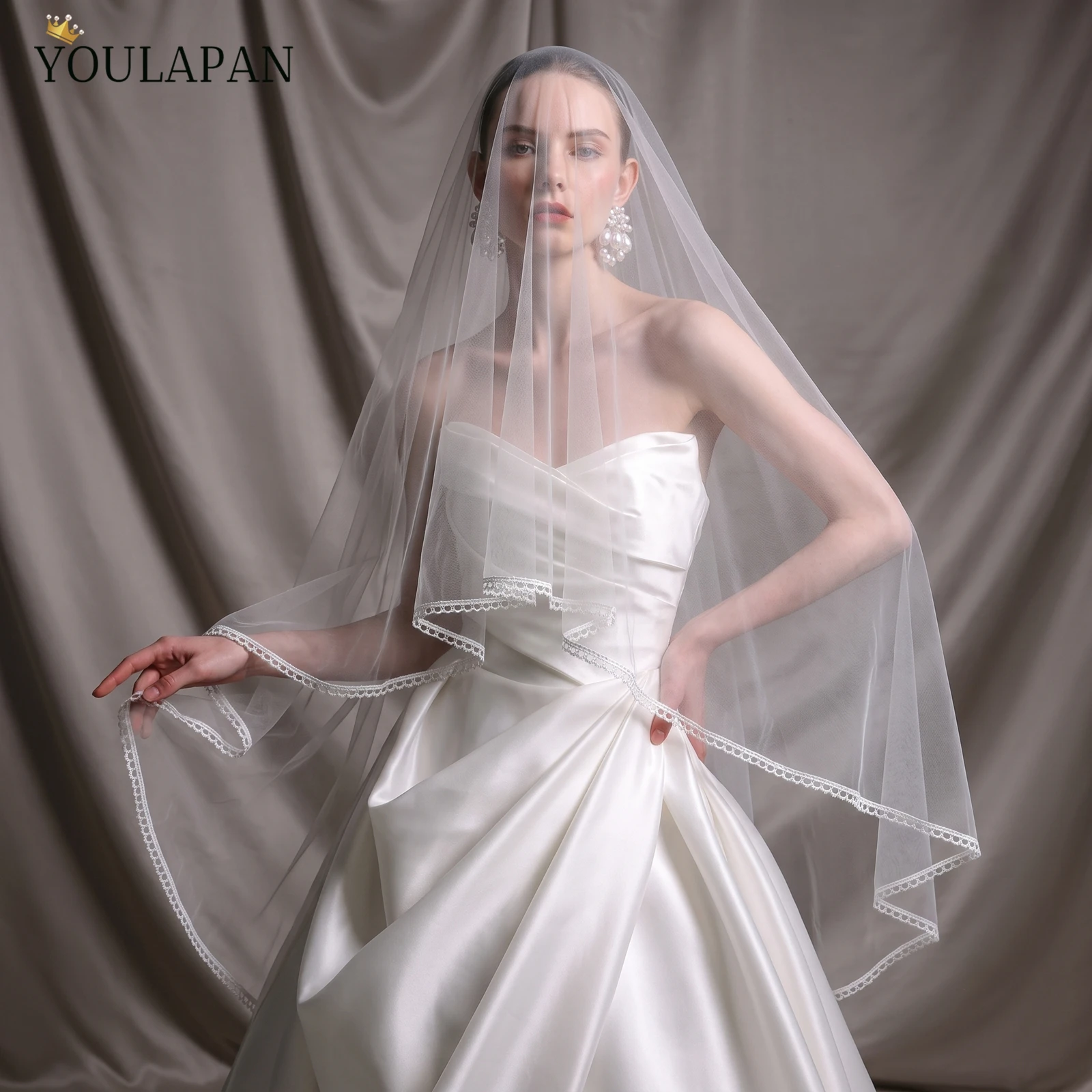 TOPQUEEN – voile de mariée élégant à bords en dentelle, 2 niveaux, peut être porté avec un cache-visage, accessoires de mariage pour femmes V174