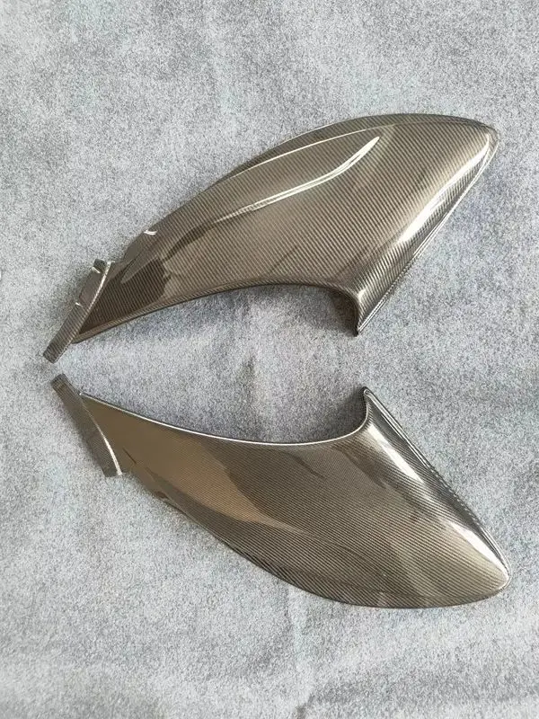 

Suitable for McLaren 650S modified car accessories, a pair of carbon fiber side vents, car tools