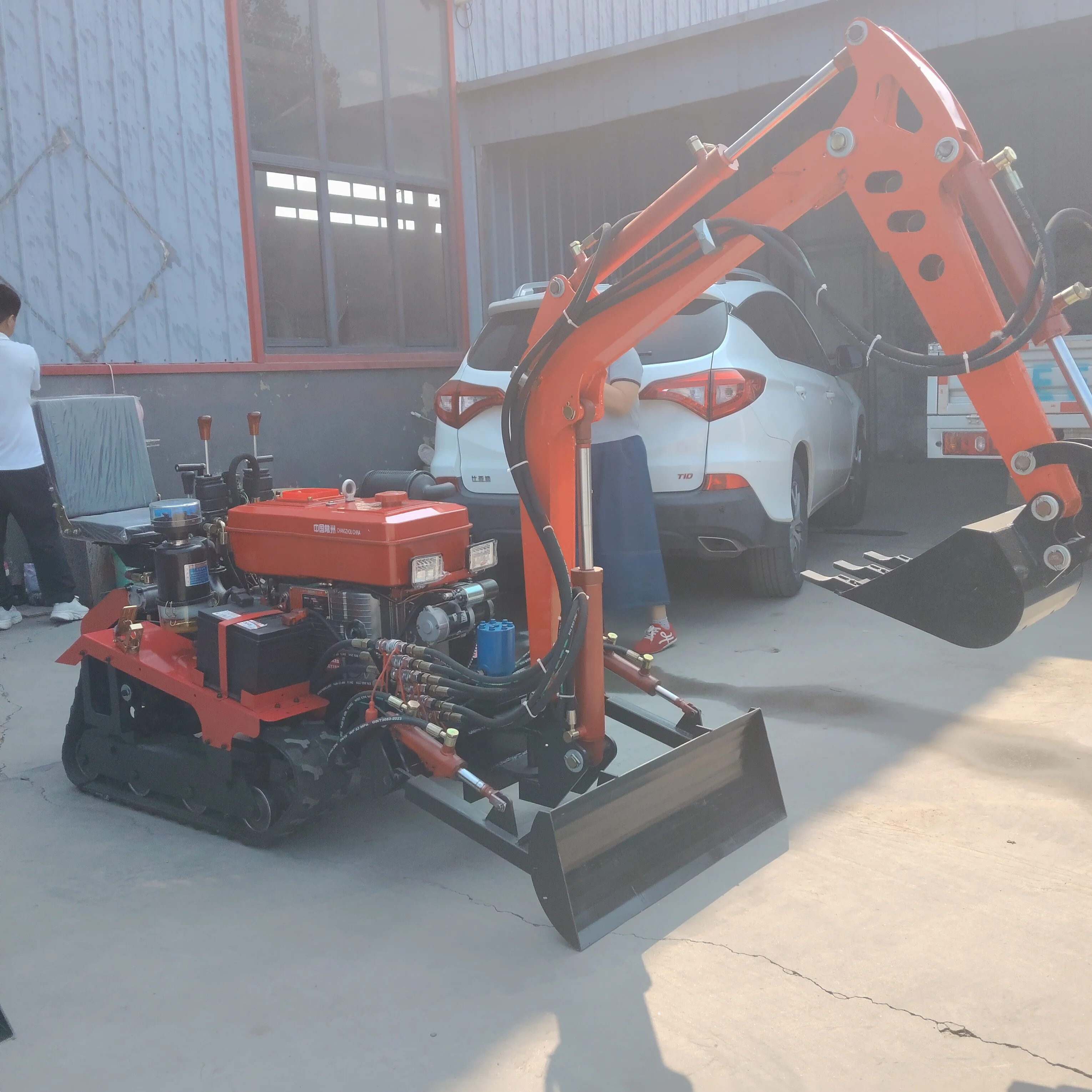 Multifunctional Wheeled Ride-on Cultivator, Four Wheel Diesel Mini Tractor, Rotary Tiller for Plowing, Ditching and Preparation