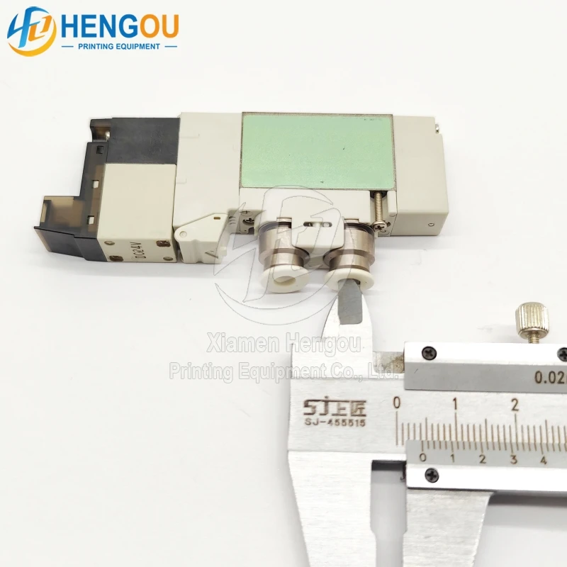 

Komori Metering Roller Valve 4GA119-C4-A2N-3 4mm Valve Printing Machine Parts