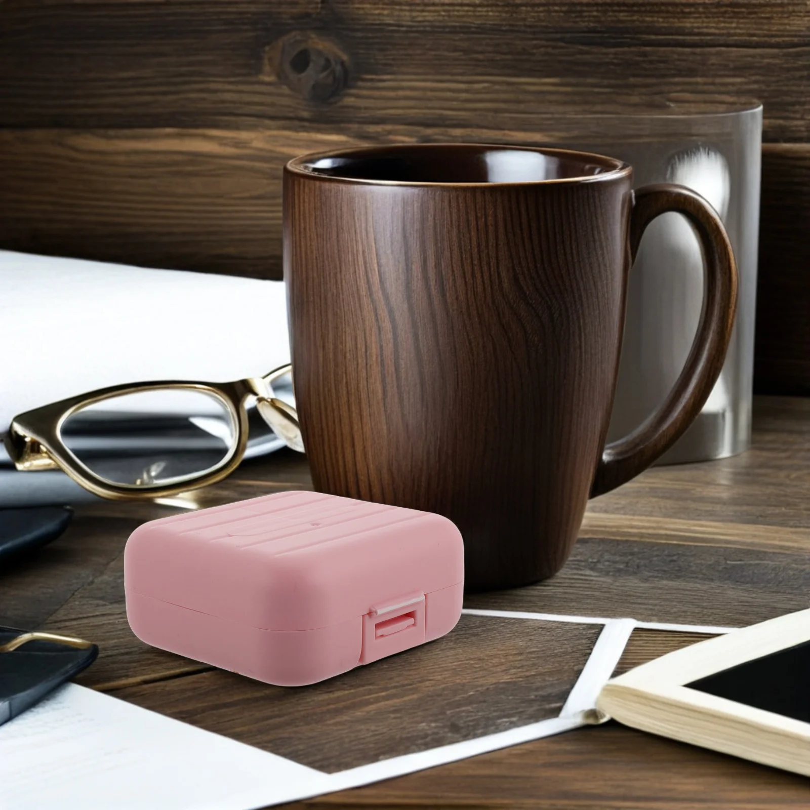 

Мини-коробка для таблеток, портативный органайзер, 7 отделений, контейнер для лекарств, ежедневный держатель для таблеток, компактный чехол с защитой от детей