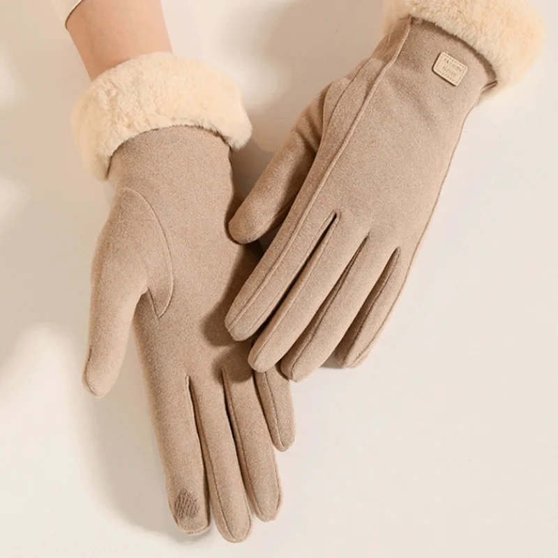 Cozy Beige Touchscreen Gloves with Plush Lining - Thick, Warm Winter Protection for Outdoor Leisure