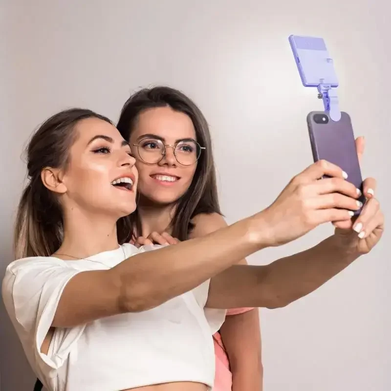 Luz Led para teléfono con Clip frontal y trasero, luz Led para selfi recargable Cri 95 + 3 modos de luz, cámara portátil plegable