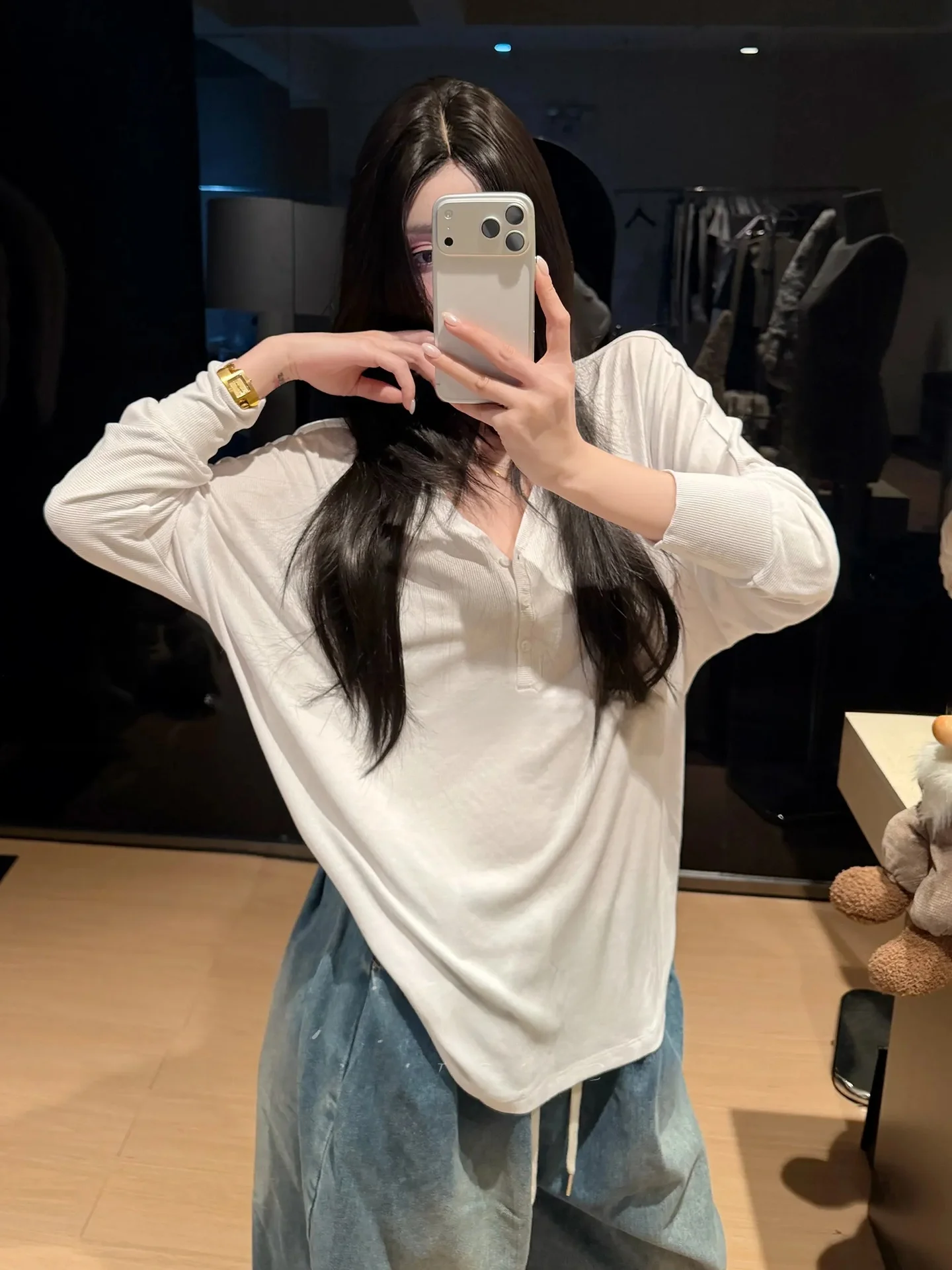 

Женский вязаный топ в расслабленном стиле с V-образным вырезом и рукавом 3/4, мягкий, свободный, стройнящий, с рукавами «летучая мышь», универсальный.